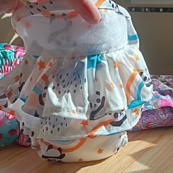 Colorful Patterned Dog Diapers - Picture 5 of 13